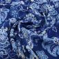 Preview: Stoff Yoryu Chiffon Crinkle Blumenmuster Design blau royalblau weiss Blusenstoff Kleiderstoff