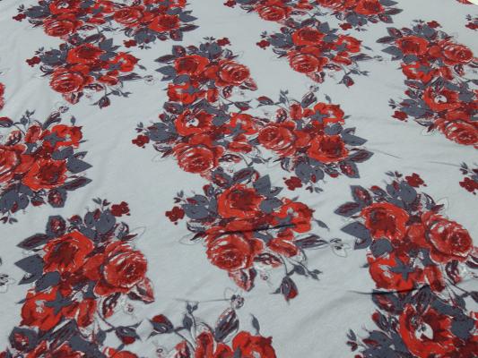 Stoff Viskose Jersey mit Blumen Rosen Design hellgrau grau rot Kleiderstoff