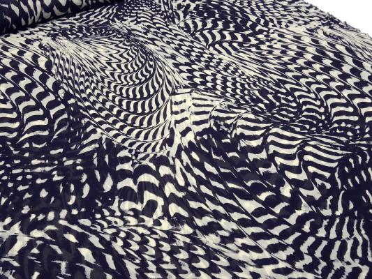 Fabric 100% viscose chiffon georgette with abstract geometric pattern design navy blue vanilla sand blouse fabric dress fabric