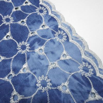 Stoff Baumwolle Denim Batik Stickerei jeans blau weiß Blusenstoff Kleiderstoff