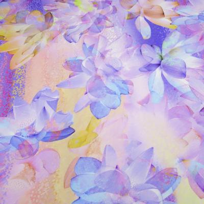 Stoff Viskose Jersey mit Spring Lotus Blumenmuster Blüten Design pastell multicolor flieder bunt Kleiderstoff Kinderstoff
