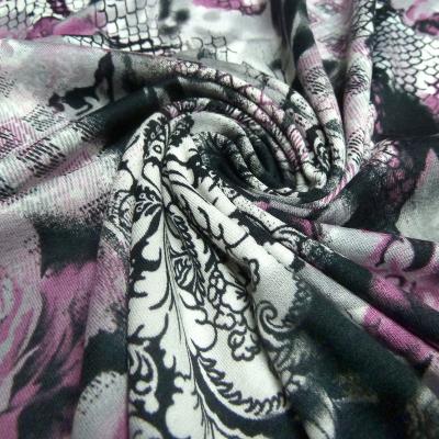 Stoff Viskose Jersey Blumen Abstrakt Druck schwarz weiß grau flieder Kleiderstoff