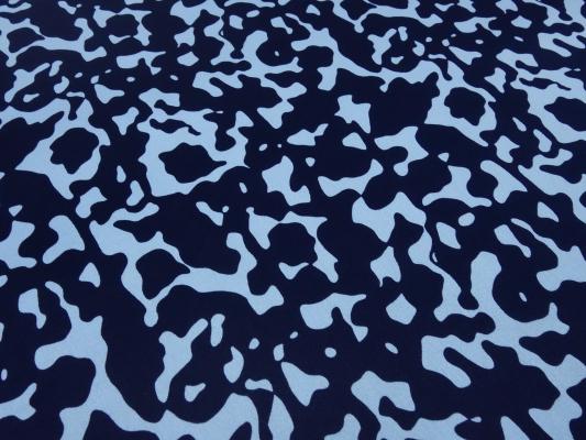 Stoff Baumwolle Stretch Satin mit Abstrakt Design hellblau weiß Kleiderstoff Hosenstoff Kostümstoff
