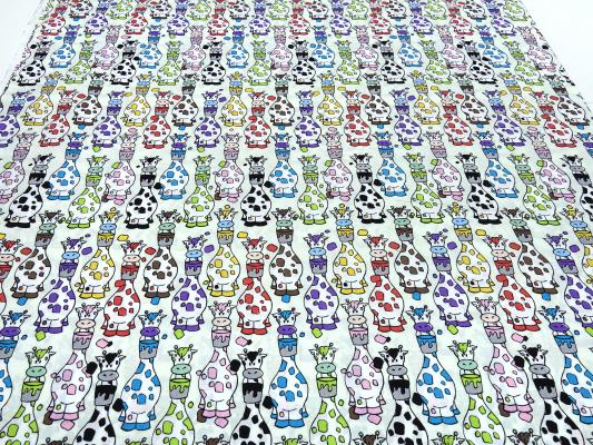 Stoff Baumwolle Popeline mit Maler Giraffen Design weiß blau grün gelb rot rosa bunt Kleiderstoff Kinderstoff Dekostoff Blusenstoff
