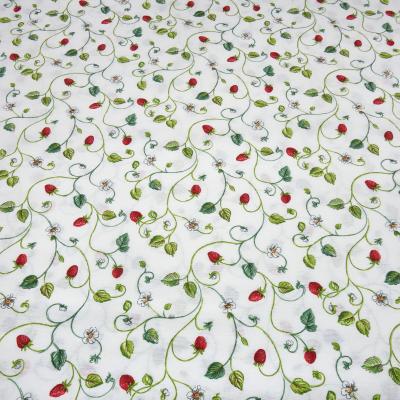 Fabric decoration fabric strawberries tendrils design white green red pocket fabric tablecloth fabric patchwork fabric cushion cover fabric
