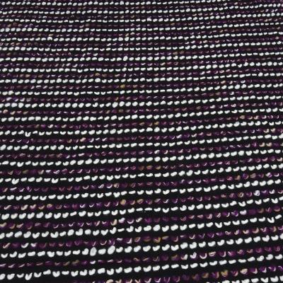 Stoff grober Strickstoff Grobstrick Schlingenstrick Noppen-Optik weiß lila schwarz beige gemustert Kleiderstoff Jackenstoff Mantelstoff