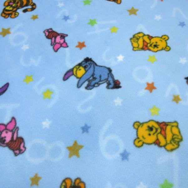 Stoff Microfleece Wellnessfleece Fleece mit Disney Winnie Pooh Design hellblau bunt Kinderstoff Kleiderstoff Lizenzstoff Dekostoff
