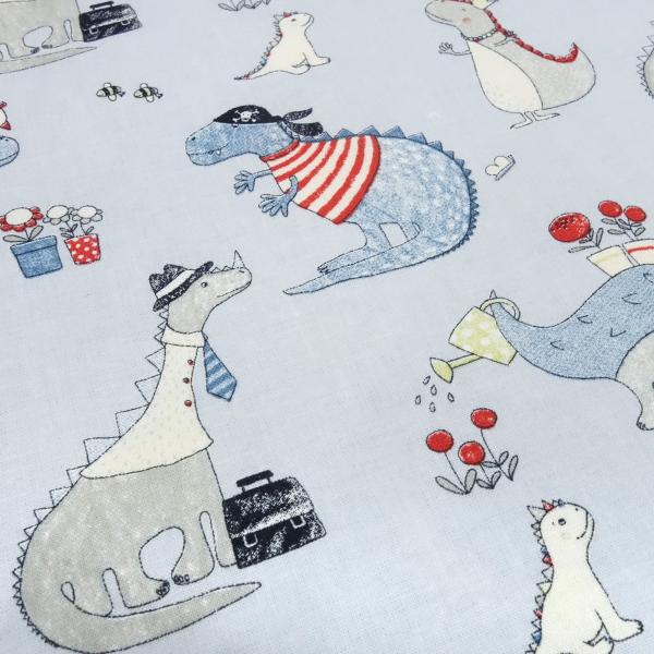 Stoff Baumwolle Popeline mit Dinos Dinosaurier Design hellblau blau rot weiß grau schwarz Kleiderstoff Kinderstoff Dekostoff​