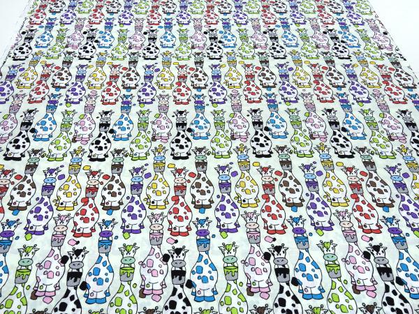 Stoff Baumwolle Popeline mit Maler Giraffen Design weiß blau grün gelb rot rosa bunt Kleiderstoff Kinderstoff Dekostoff Blusenstoff