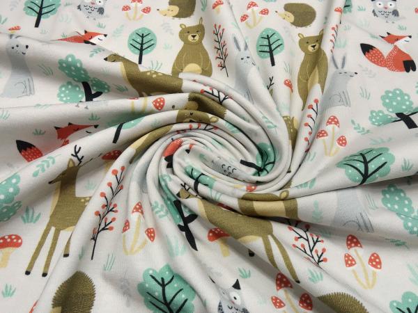 Stoff Baumwolle Jersey Waldtiere Bär Rehe Füchse Eulen Hasen Bäume Design natur beige braun mint orange bunt Kinderstoff Kleiderstoff