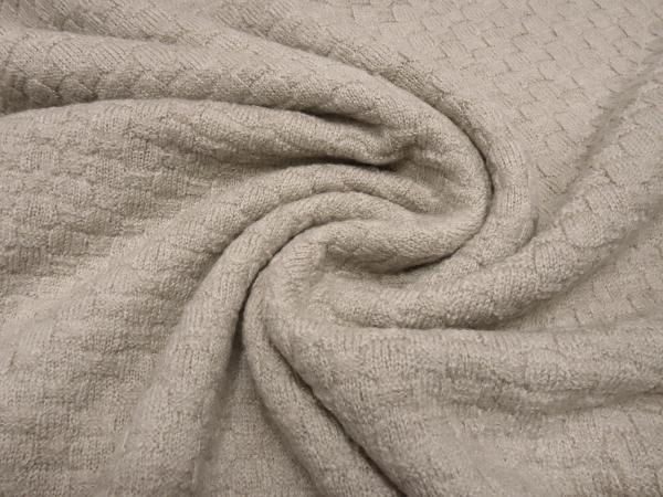 Stoff Ital. Strickstoff 100% Merinostrick Flechtmuster Korb sand hellbeige Merinostoff Kleiderstoff Kinderstoff
