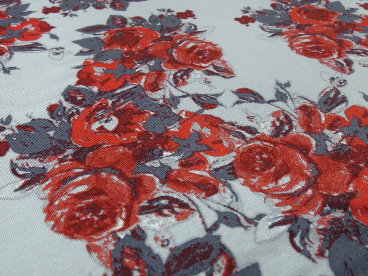 Stoff Viskose Jersey mit Blumen Rosen Design hellgrau grau rot Kleiderstoff